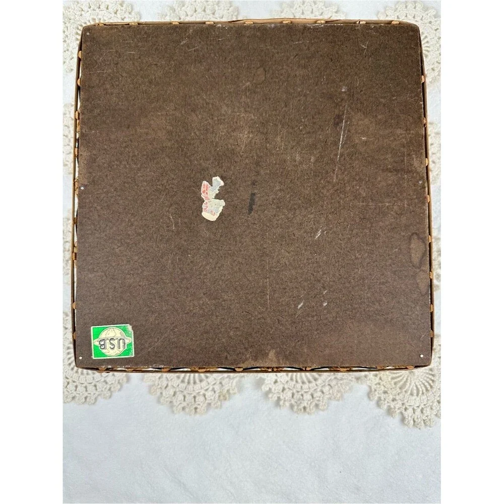 Unbranded charming vintage